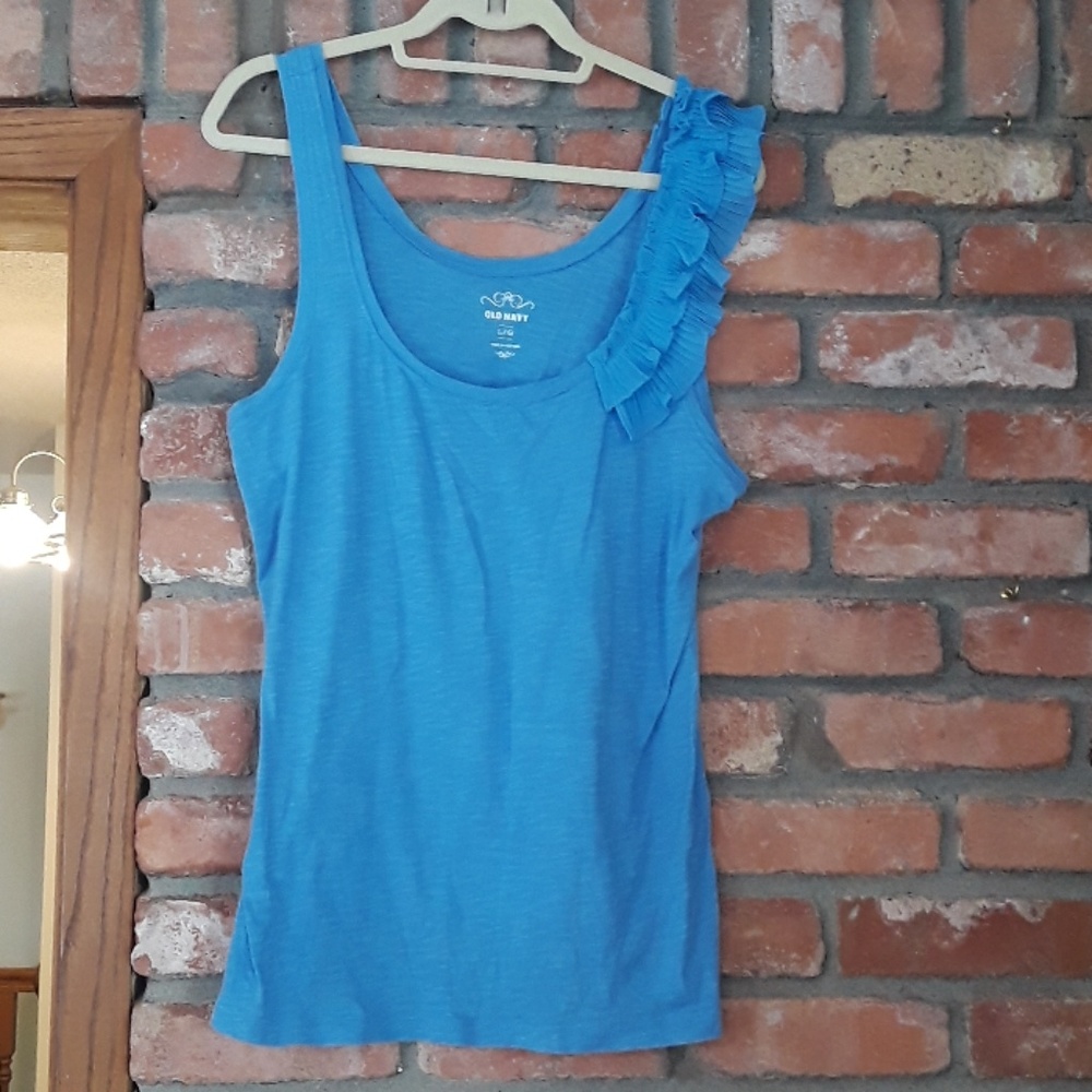Ruffle tank